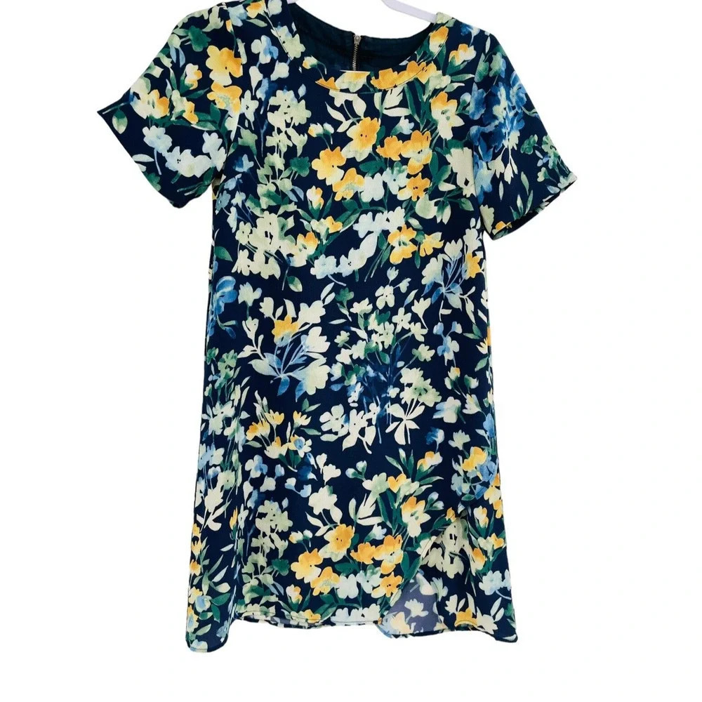 Slate & Willow Women's Size 2 Dress Blue Floral Shift Short Sleeve Back Zip
